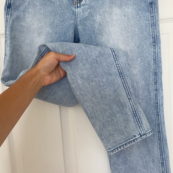 SOLD 🔴 Hollister ultra high rise mom Jean vintage - Picture 6 of 12